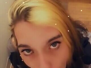Classy TS Shemale enjoys herself