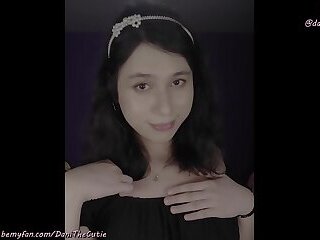 DaniTheCutie shows off her stunning body and squirts for you at the end
