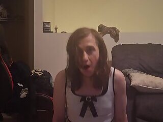 Sissy has fun with dildo