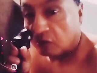 Macho dominicano me coje y me da leche en mi boca