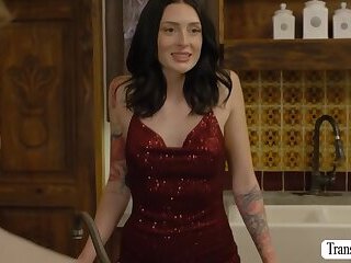 Lets fucks while are boyfriends are busy!