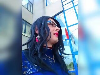 Belle petite salope trans shemale pute a bite travesti francaise celia cross