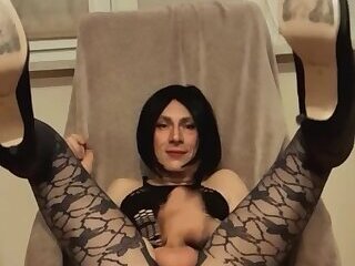 jerk off high heels