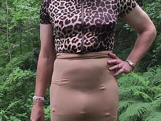 Holly's skirt bulge at the cruising area