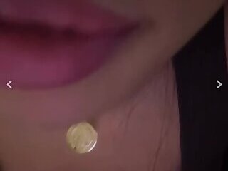 Travesti mostrando