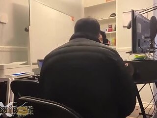 TS SS metting her students dad & theached him 1 or 2