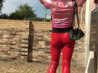 fat ugly dumpcum Gummimädchen Andrea auf Ecstasy