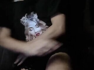 I'm Still Reaching Out to Daddy to Reach Our Place