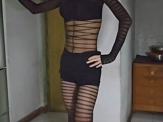 crossdress VID_20250207_184129