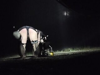 ⛔En Attente De Belles Bites Le🌜Cul À L'air Sur Un Parking La Nuit La_Faisanderie 91450-Etiolle