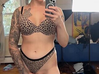 Cougar plays with her tail