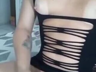 B dotada gozando gostoso