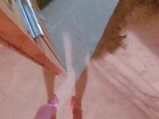 👑Sissie Cumslut Soumise Pour Gloryhole P U B L I C En Cave Privée. La Cave À Pouffiasse de VaneSsaB