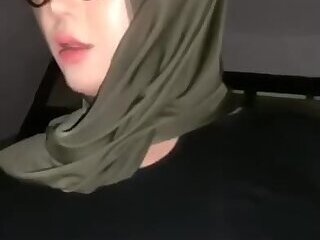 indo Shemale Hijab