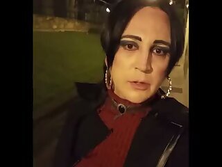 Taniax walking at night wearing small chasitycage