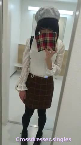 absolutely beautiful crossdresser cums handsfree 4