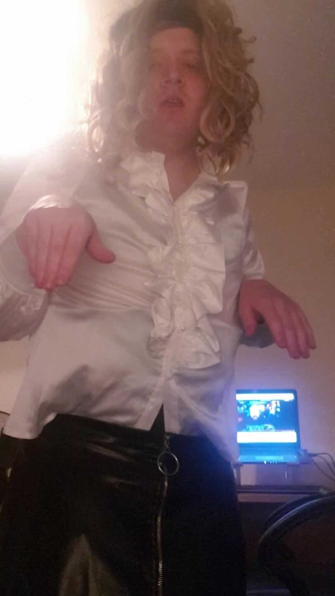 sissy-fag-needs-alpha-y-dom-ashemaletube