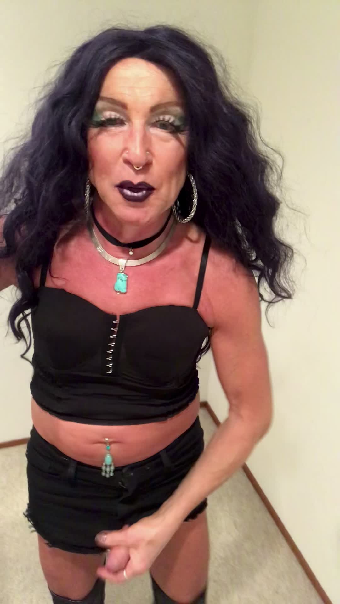 Sissy Slut SaShulya wants to fuck her Pussy