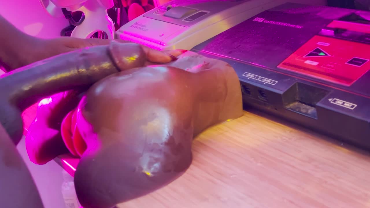 Vanniall Pounds Doll Pussy