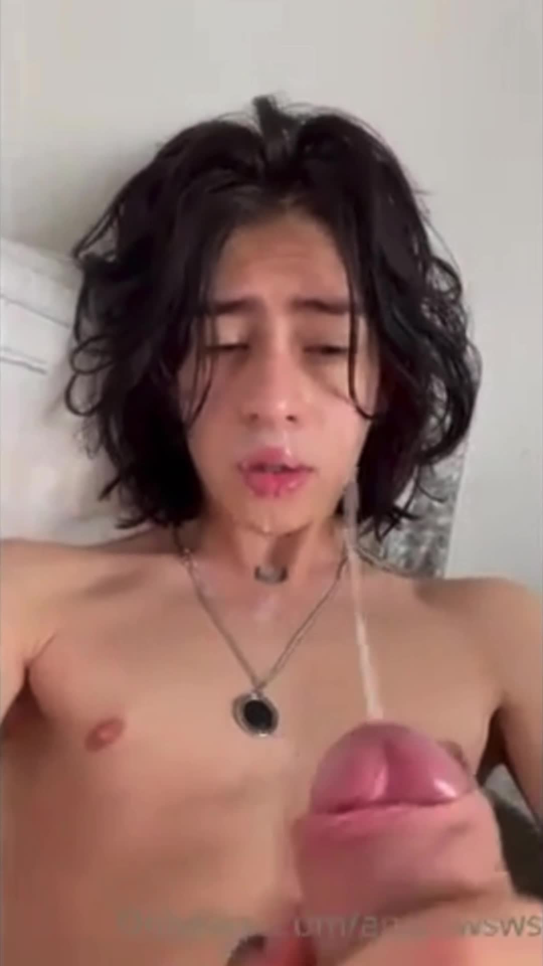 Femboy Andrew cum compil