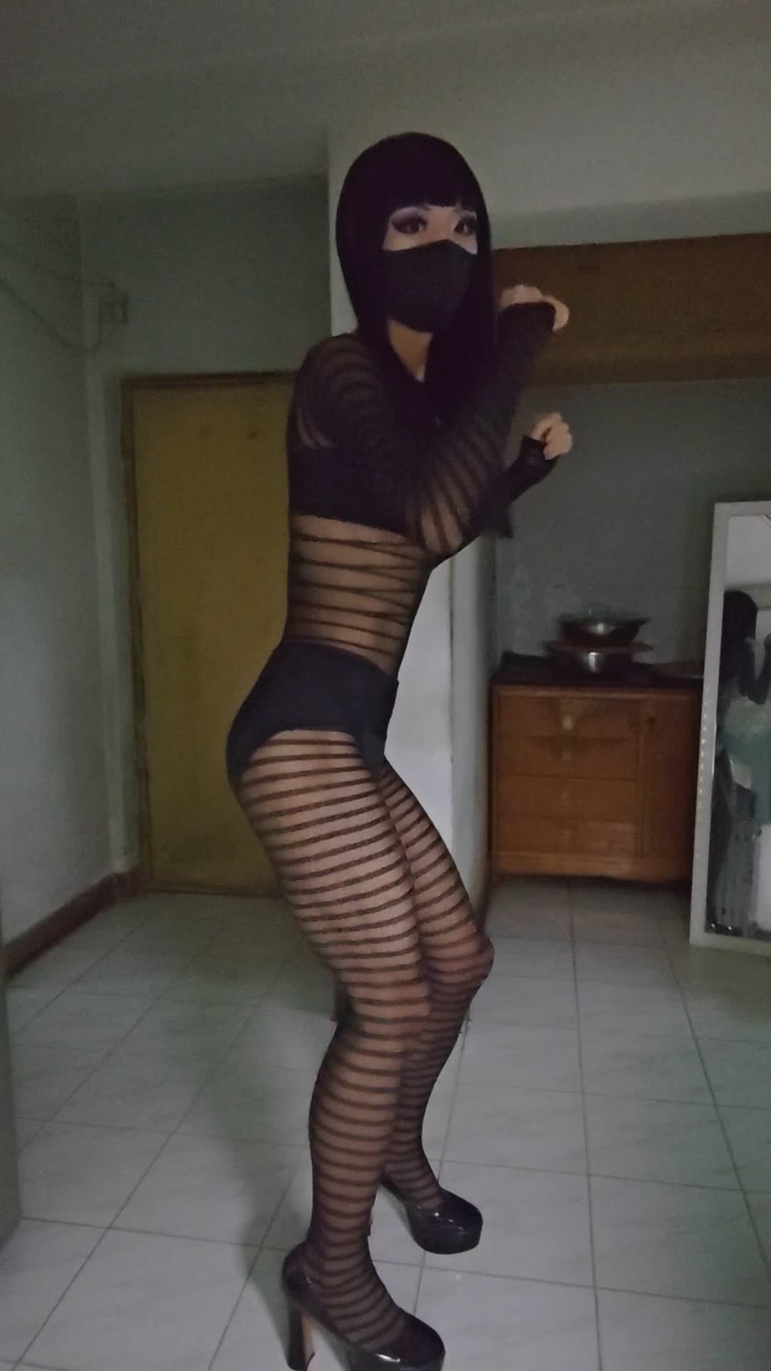 crossdress VID_20250207_155328