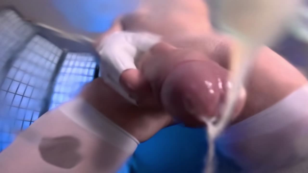 Shecock Cumming on Camera