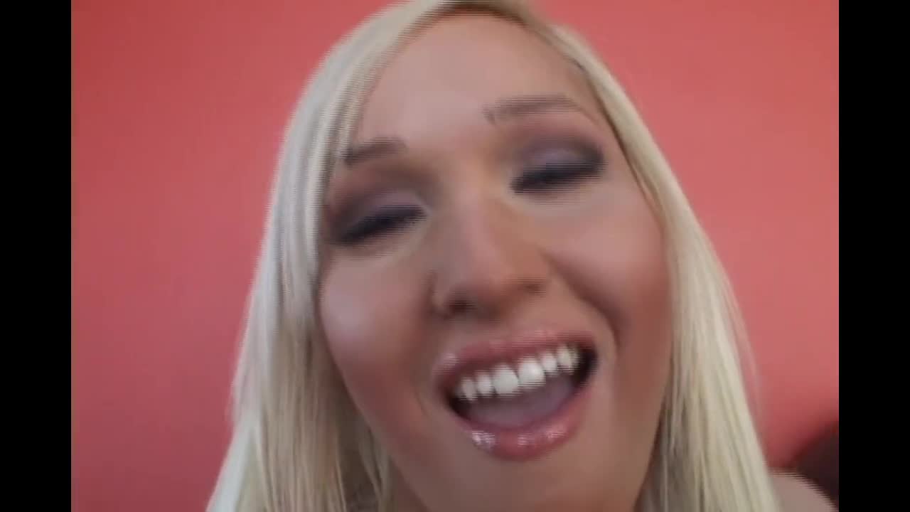 A World of Pleasure in Trans Big Cock Anal