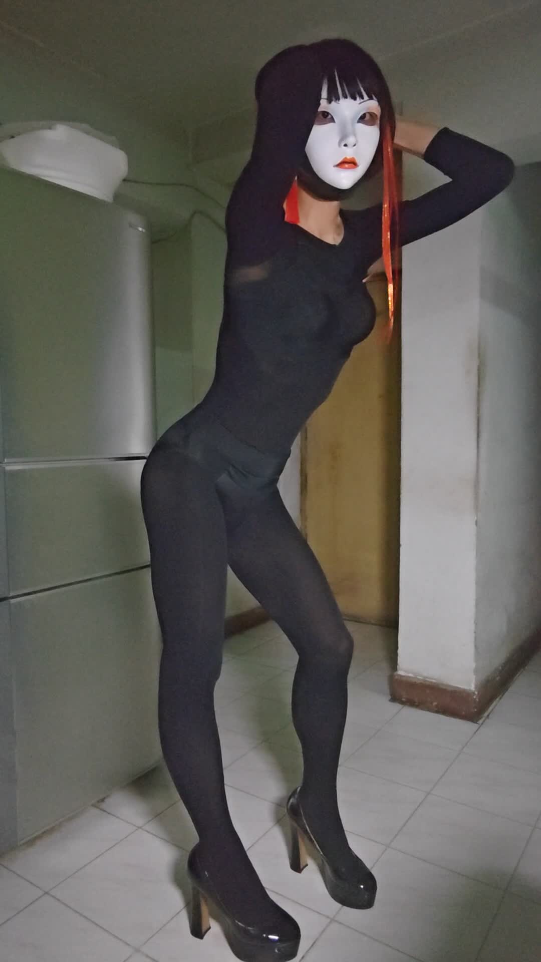 crossdress VID_20250213_222730