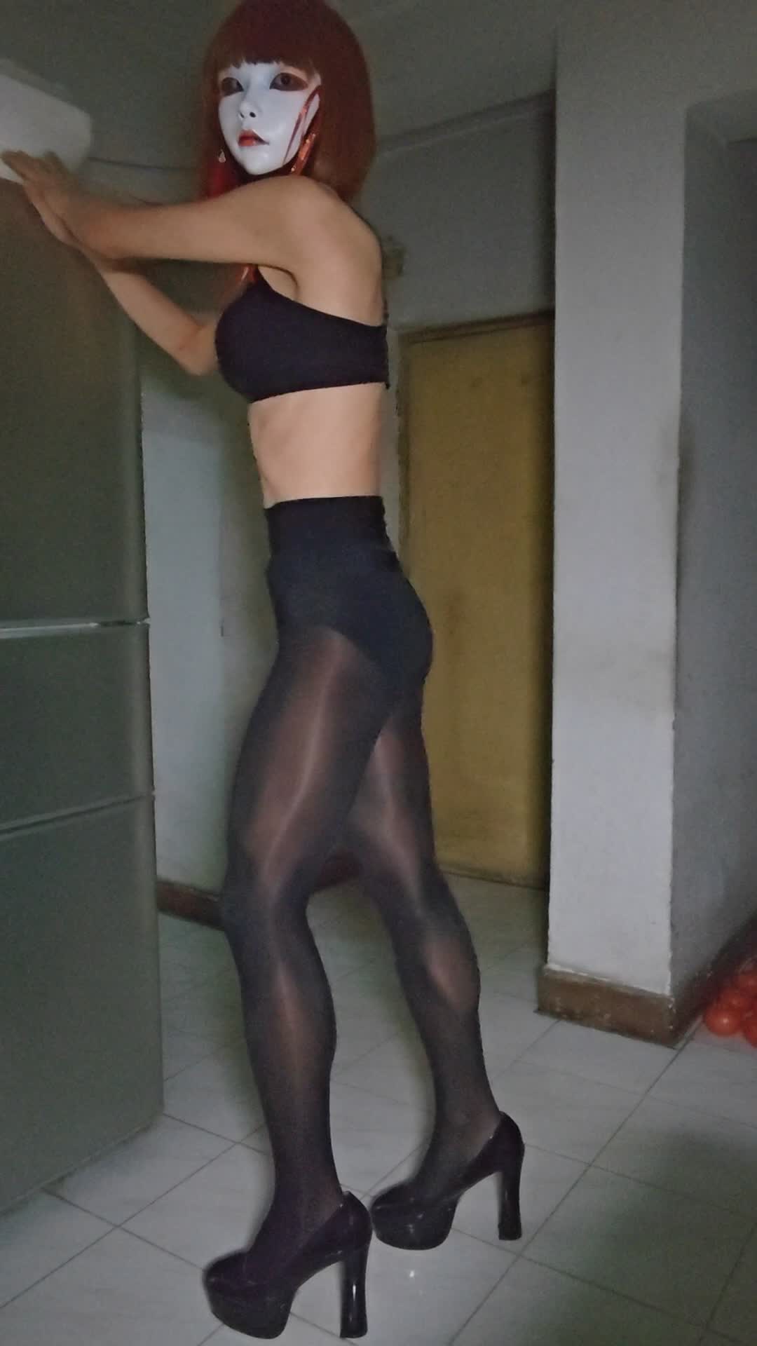 crossdress VID_20250302_222357