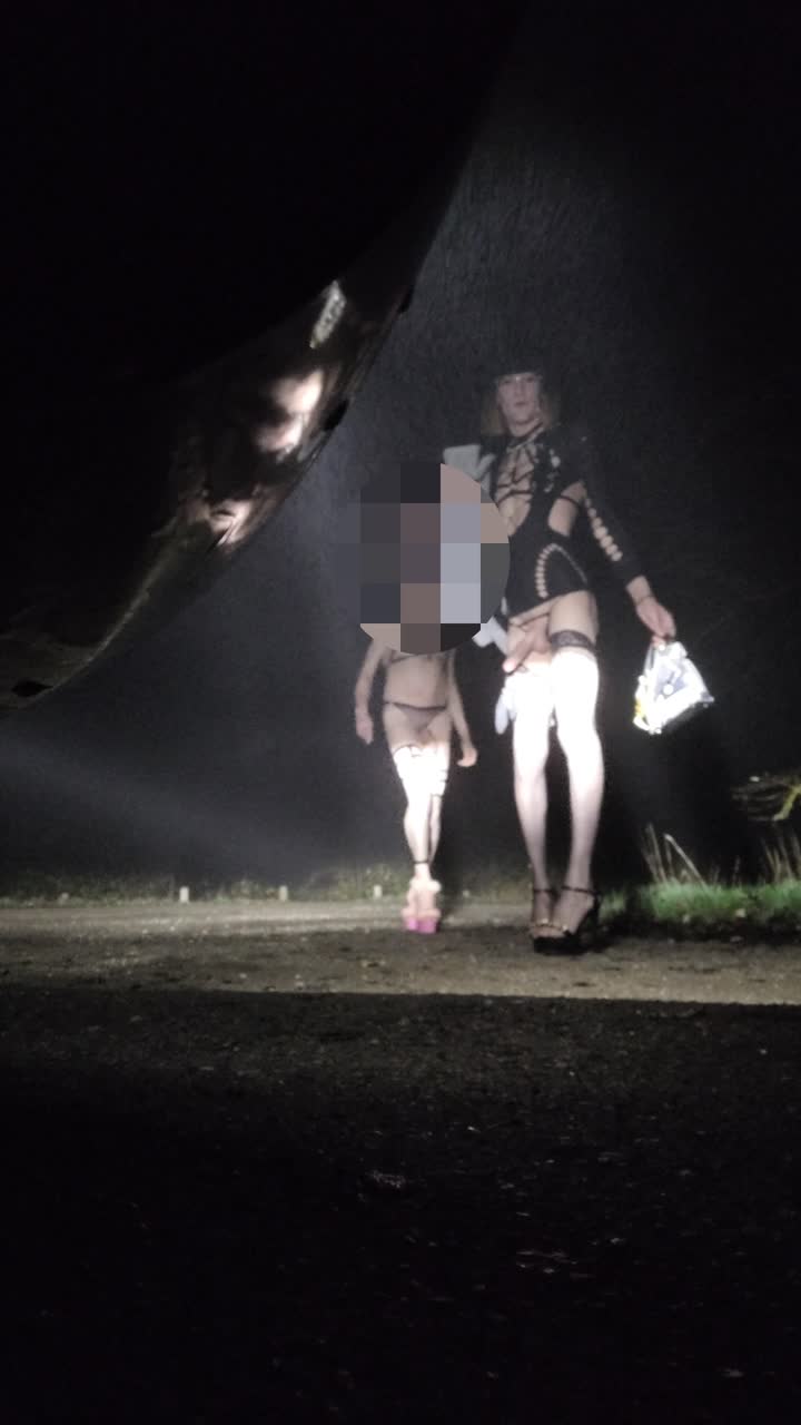 2 Travesties Françaises🛑Offertes en🛣forêt. 4° 1H00 VaneSsaBiTCHx PariSChienneTrvprod91