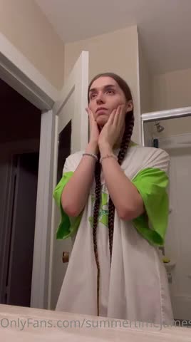 Adorable Cutie Shows Off Waifu Outfit Then Gets Ready For Bed & Waits For Your Cuddles