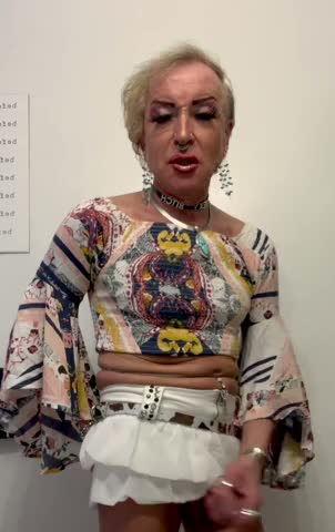 Sexy Bitch SaShulya. She wants to Fuck her Pussy