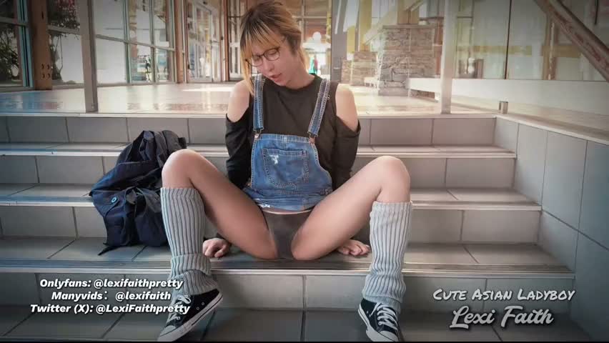 Lexi Faith's anal vacation